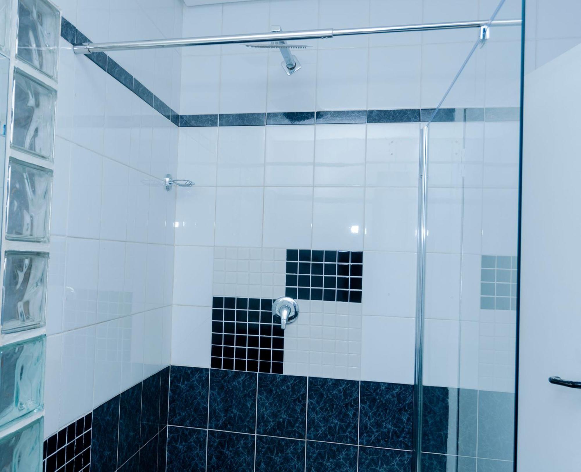 129Inharties Lodge And Spa Hartbeespoort Eksteriør bilde